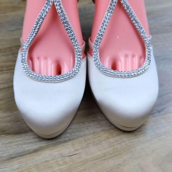 🩵NWOB Champagne Rhinestone Satin Strappy Platform Heels Size 8 - Picture 6 of 14